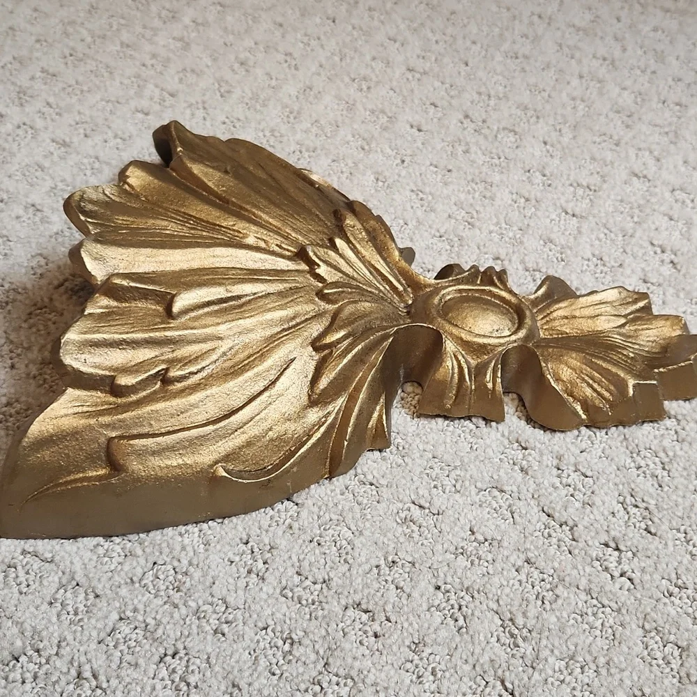 Vintage Hoda Hollywood Regency Mid-Century Golden Wall Pocket Cast Aluminum